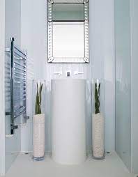 Spruce Up Your Decor With Floor Vases 10 Beautiful Ideas Floor Vase Decor Floor Vase Large Floor Vase
