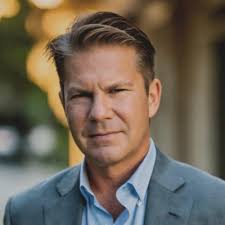 How to Analyze Property Value Data for Real Estate Analysts