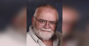 Eleanor Kraft's Instagram, Twitter & Facebook