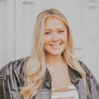 Lauren Lutz's Instagram, Twitter & Facebook