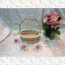 Keranjang seserahan, nampan seserahan / hantaran, keranjang buah, rotan, kayu, basket, fruit basket, picnic basket, sang jit, parcel lebaran 2020, toko parcel jakarta Harga Keranjang Bunga Terbaik Juli 2021 Shopee Indonesia