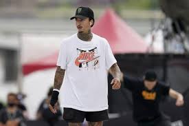Social media advice from leticia bufoni and nyjah huston. Vi6wmjxjubsnqm