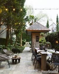 This Charleston Charmer Uses Just One Color Outdoor Space Design Outdoor Rooms Backyard
