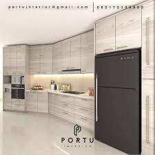 Anda dapat mengubah permukaannya sedemikian rupa sehingga menyerupai motif atau pola dari material lain yang ada di sekitar kitchen set, misalnya pola keramik atau kayu. Kitchen Set Minimalis Motif Kayu Apartemen Fountain Park Pancoran Jakarta Portu Interior