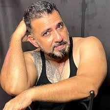 Amit Dhamija's Instagram, Twitter & Facebook