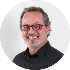 Danielle Saltzman's Instagram, Twitter & Facebook