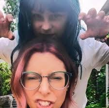 Lori Hassler's Instagram, Twitter & Facebook