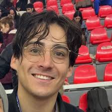 NO SON LDA SON LOS ESCOLTADOS (@_mr_walls_)