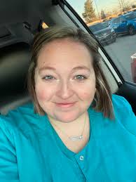 Alexis Spry's Instagram, Twitter & Facebook