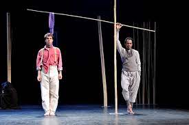 Seni budaya, tetapi juga belajar melalui seni budaya dan belajar dengan seni budaya. Kritik Teater Kontroversi Cerita Lama Pandangan Max Arifin Teraseni Id