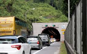 Dalam operasi itu, kita tidak melakukan sekatan secara statik. Lima Rentung Dalam Nahas Lebuhraya Utara Selatan Free Malaysia Today Fmt