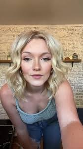 Leslie Marler's Instagram, Twitter & Facebook