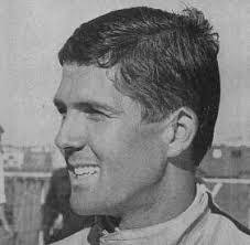 Craig Lavis's Instagram, Twitter & Facebook