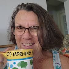 Mugs up my beautiful friends ☕☕ Monday's S happen, COffEE helps Tracey