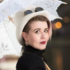 Tracey Avery (@basaltlane)