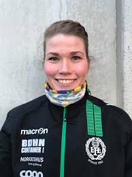 ÅRETS FØRSTE SPILLEPROFIL FOR LURA DSA PUBLISERES NÅ! Og d e herligste  Sandra som e først ut 😃 Navn: Sandra Kristin Skúladottir Kallenavn: Sandy?  Alder: alder e bare ett tall! Posisjon: midtstopper