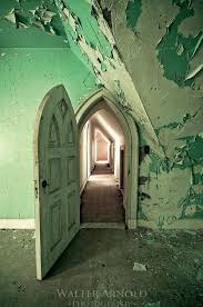 Abandoned Castle Walter Arnold Photography Abandoned Places Abandoned Houses Abandoned Mansions