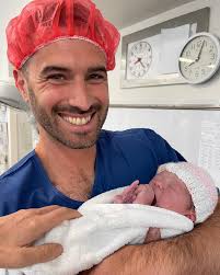 Joe Pemberton (@joe_barbellmedicine) · Instagram 照片和视频