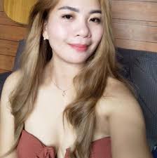 Hello Mga ROLAX USER.🤗🤗 Ganto marereceive mung gift pack, deserved niu  Yan.🎁🎁🎁 DHL SA pagtangkilik at wlang sawang pag support since day 1, SA  ROLAX BRAND.🥰🥰 Note: Di po kasali ung chart