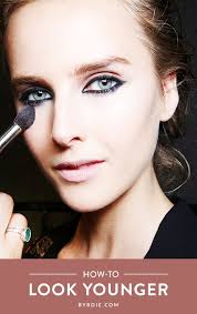 5 Hair Colors That Can Take 10 Years Off Your Face Makeup Tips Applying Eye Makeup Makeup