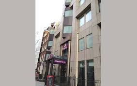 Catch a comedy show at the soho theatre or a musical at the london palladium, before heading out for drinks at leicester square. Premier Inn Tower Hill London Book On Travelstay Com