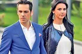 Aceasta a fost de acord sa vorbeasca o data despre aceasta despartire si motivul de atunci se poate regasi si printre cauzele divortului de stefan banica jr. DivorÈ›eazÄƒ È™tefan BÄƒnicÄƒ Jr De Lavinia Pirva Andreea Marin È™i Mihaela RÄƒdulescu Evenimentul Zilei