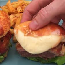 The Flowing Burger Burger Flowing In 2020 Recipes Food Videos Baby Food Recipes