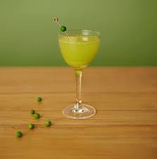 These drinks contain melon liqueur, for the best possible mixes. Three Ways To Make A Martini Non Alcoholic Cocktail Recipe Seedlip