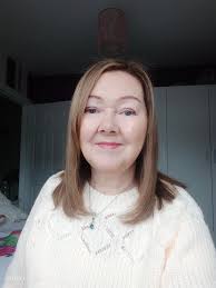 HELP! I let my hair grow through Covid and need a new do! I'm 67