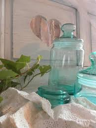 Ouvert Du Jeudi Au Dimanche 15h00 A 18h30 Entree Libre Ou Sur Rdv Grand Bocal De Verre Couvercle Hermetique Bleu Turquoise Glass Vase Glass Decorative Jars