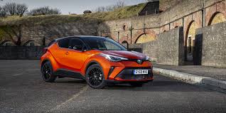 Ecco finalmente il video sul nuovo toyota chr restyling 2020. Toyota C Hr 2016 Present Expert Rating The Car Expert