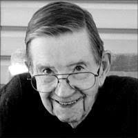 Robert Mcdivitt's Instagram, Twitter & Facebook