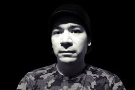 Eddie Niguel: "I'm happy just doing my thing outside the system"