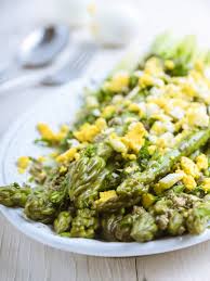 Asperges Vertes A La Flamande Recette Asperge Verte Recettes De Cuisine Recette Repas Froid