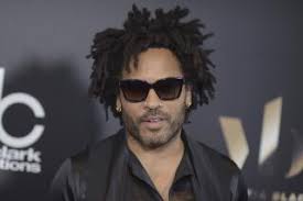 Carly Simon mourns sisters, who died of cancer a day apart