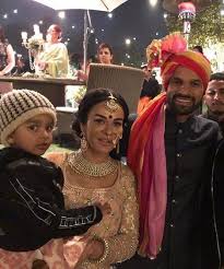 Indian international cricketer shikhar dhawan family with father, mother, sister, wife & son photos 2017 shikhar dhawan lifestyle 2020, biography, income, cars, networth, wife, house, family. Shikhar Dhawan And His Family At Circle Of Cricket India Facebook