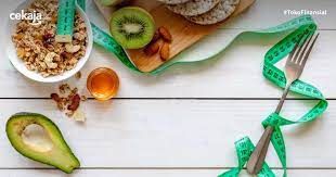 Jangan lupa konsumsi camilan sehat. 5 Jenis Makanan Diet Yang Aman Bagi Penderita Maag