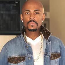 Starr Gray's Instagram, Twitter & Facebook