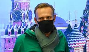 Film zrealizowany przez rosyjskiego opozycjonistę nawalnego.kariera i bogactwo putina tytuł: White House Says Biden In Call With Russia S Putin Called For Navalny Release Arab News
