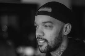 Elvin Collazo's Instagram, Twitter & Facebook