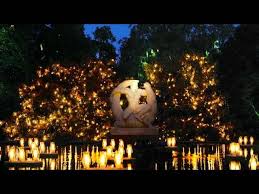 Night Of A Thousand Candles At Brookgreen Gardens Every December Outdoor Christmas Decorations Outdoor Christmas Candles