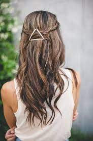 20 Coiffures Hautement Tendances Pour Les Cheveux Longs Coiffures Cheveux Ondules Jolie Coiffure Coiffure