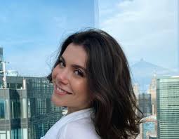 Upper East Side babysitter available for nights and weekends