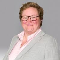 Jennifer Harrop's Instagram, Twitter & Facebook