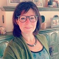 Daughter of the Shipwreck by Lora Davies