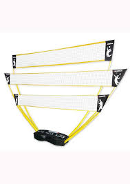 Das netz ist an den pfosten jeweils 1,55 meter hoch, in der mitte des spielfelds beträgt die höhe 1,524 meter. Hammer Tennisnetz Tragekoffer Netze Teleskop Netzpfosten Bodenanker 3in1 Netz Set Fur Badminton Tennis Und Volleyball Online Kaufen Otto
