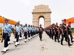 Many people throughout india celebrate the nation's republic day, which is a gazetted holiday on january 26 each year. 68th Independence Day At India Gate Nationwide Celebrations Mark India S 68th I Day The Economic Times