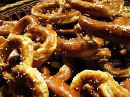 Recette Alsacienne Bretzel Recette Recette Recettes De Cuisine Recette Allemande
