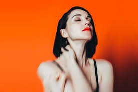 Vincent related topics is encouraged, leaks included. St Vincent Posts Teaser Clip For Daddy S Home News Diy