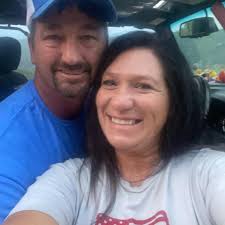 Seeking softball players for Columbia game